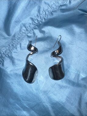 Sterling Silver Vintage 1980s Sculptural Twist Drop Earrings